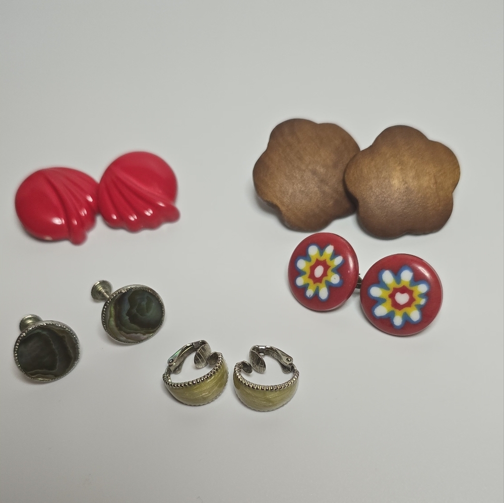 5 Pairs Of Clip-on Earrings
